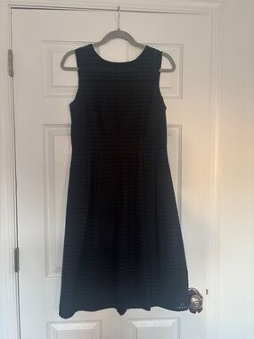 Ellen Tracy Black Sleeveless Midi Eyelet Dress